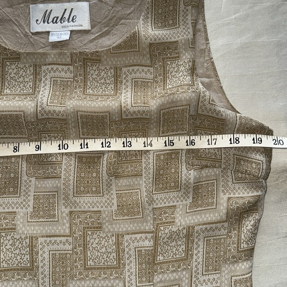 Vintage Mable High Fashion Italian Designer Tan Sleeveless Top Italian 42 US 6 - Picture 5 of 9